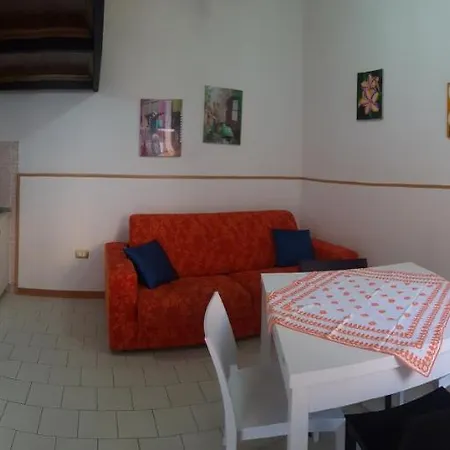 Tea Isola Dino - & - A Mare 3*