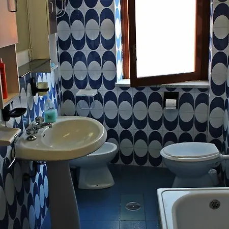 Otel Tea Isola Dino - & - A Mare 3*