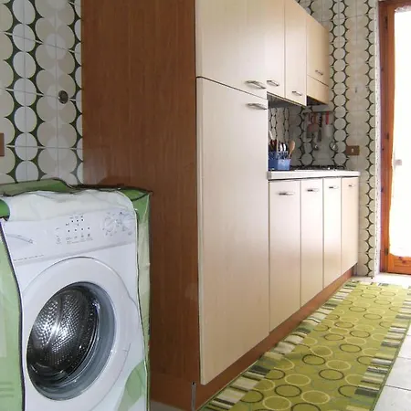 Tea Isola Dino - & - A Mare Otel 3*