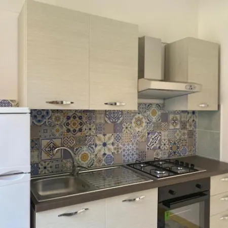 Tea Isola Dino - & - A Mare