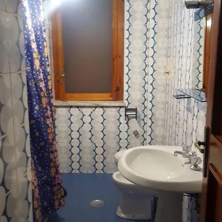 Tea Isola Dino - & - A Mare 프라이아 아 마레