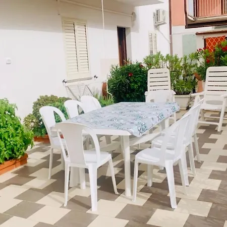 Tea Isola Dino - & - A Mare Hotel 3*