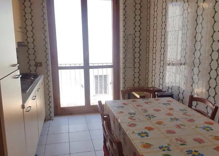 Tea Isola Dino - & - A Mare 3*