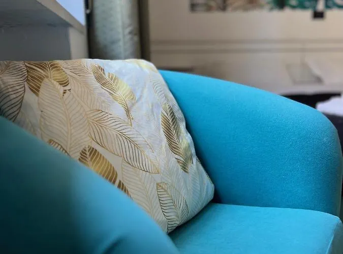 Tea Isola Dino - & - A Mare 3*